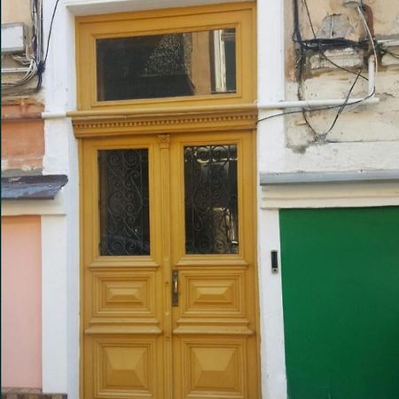 Двухкомнатная Квартира,500М И Дерибасовская,Всегда Есть Свет Odessa Exteriör bild